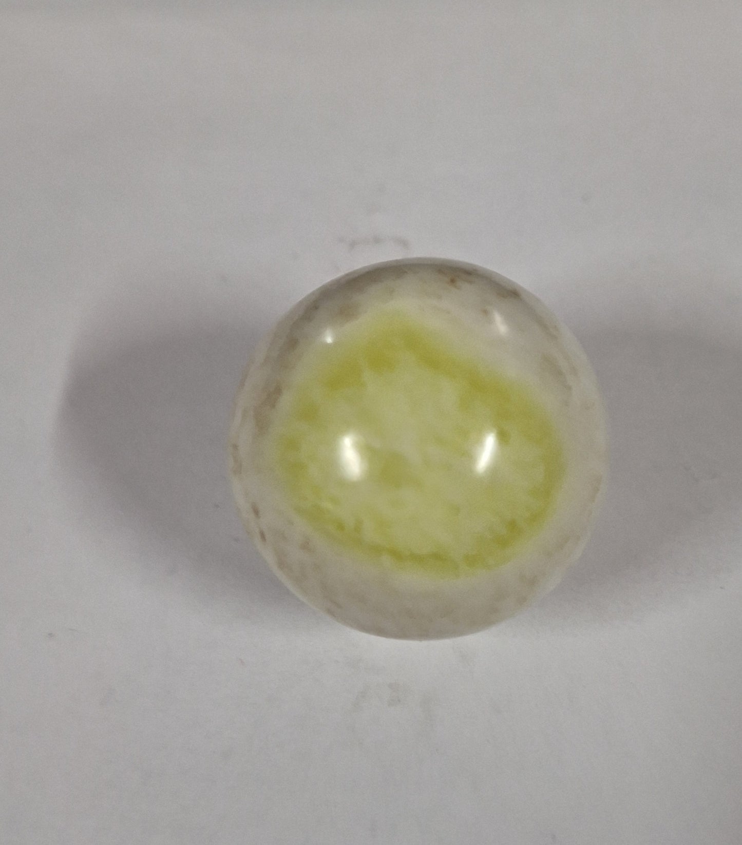 Gazing Ball, Agate White and Green 40mm
