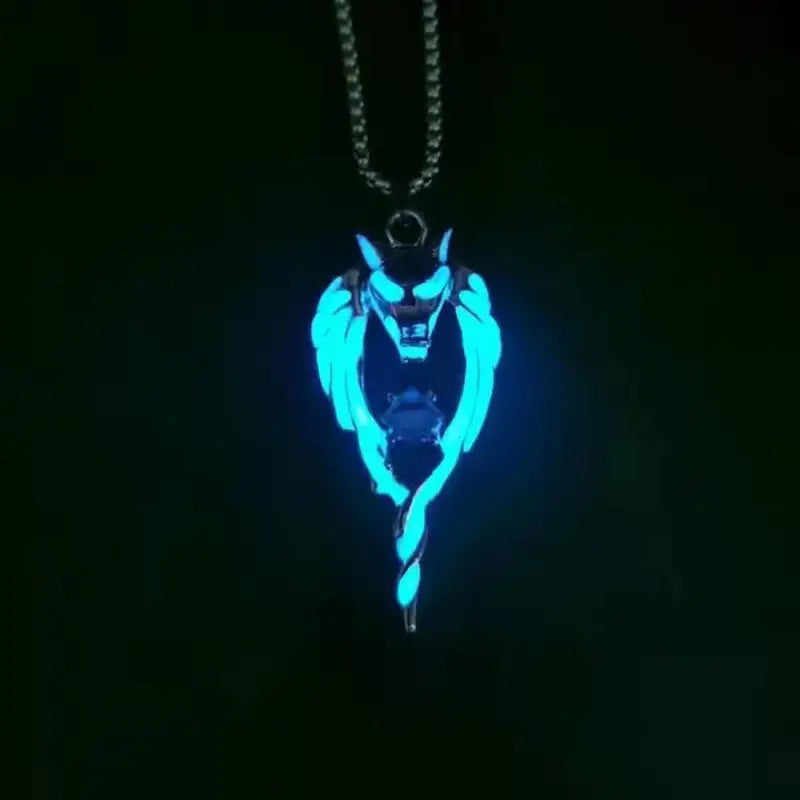 Necklace, Wolf Totem With Crystal (glows in dark)
