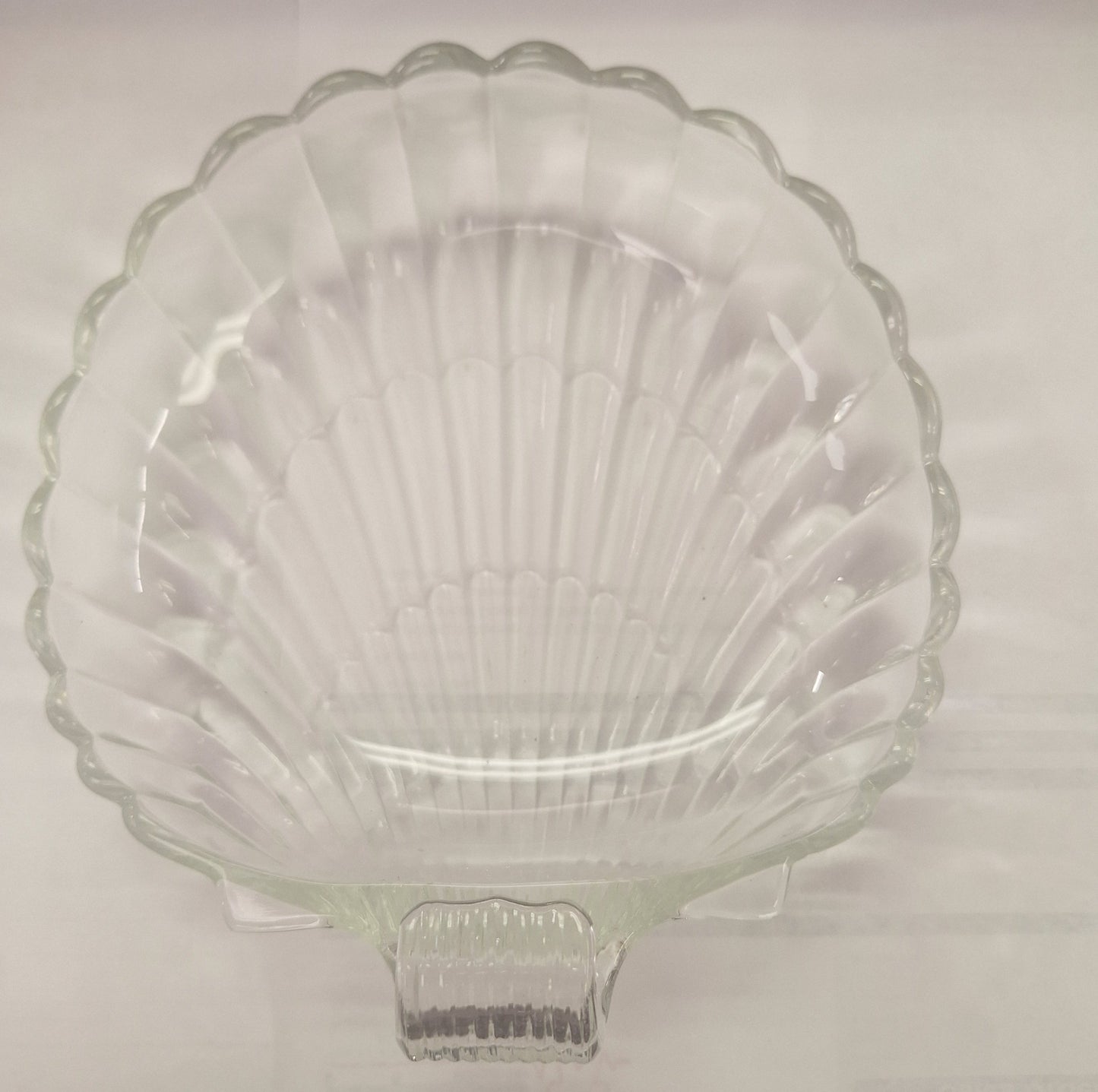 Offering Dish, Glass Shell