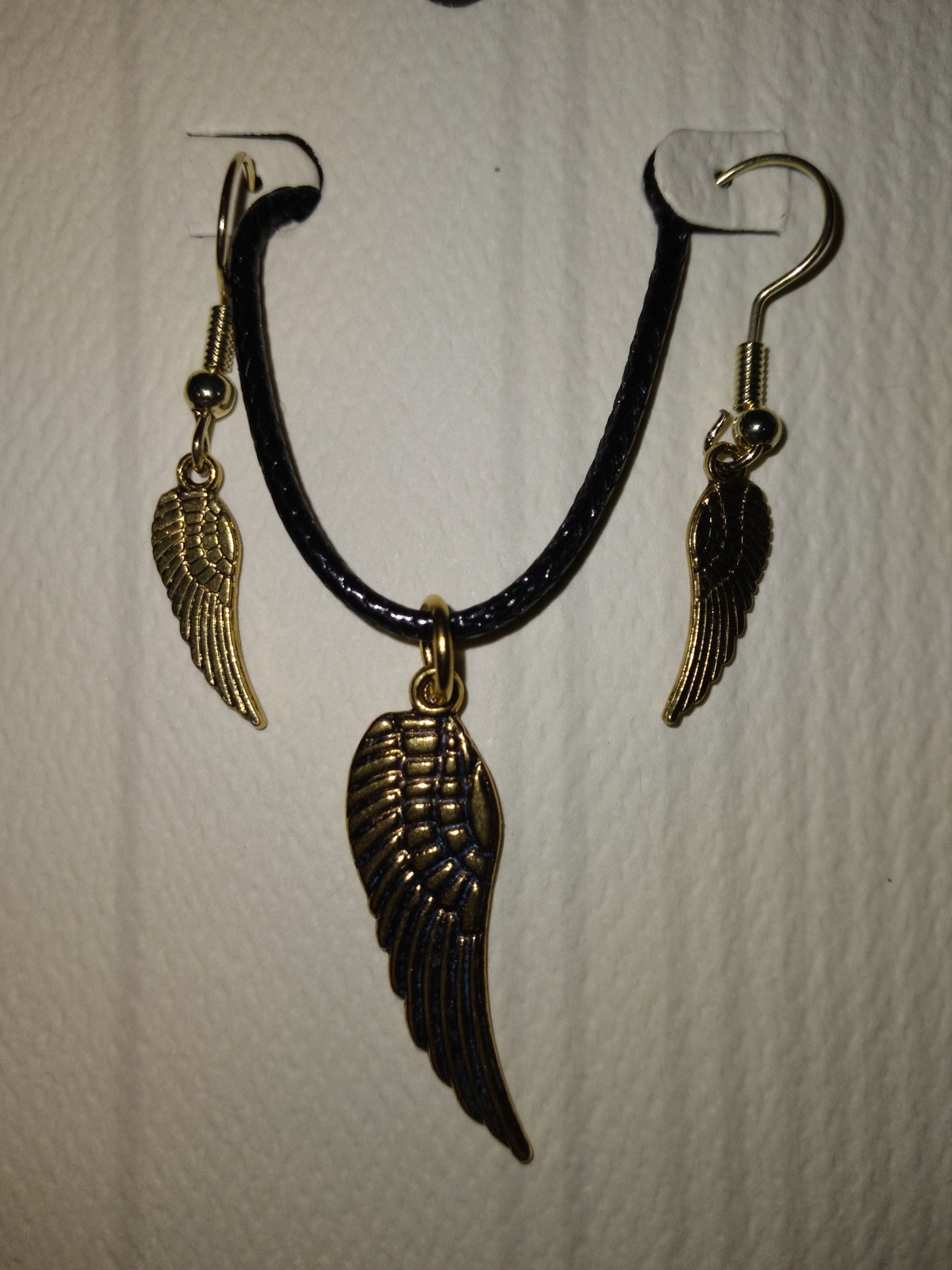 Pendant and Earrings set, Goldtone Angel Wings