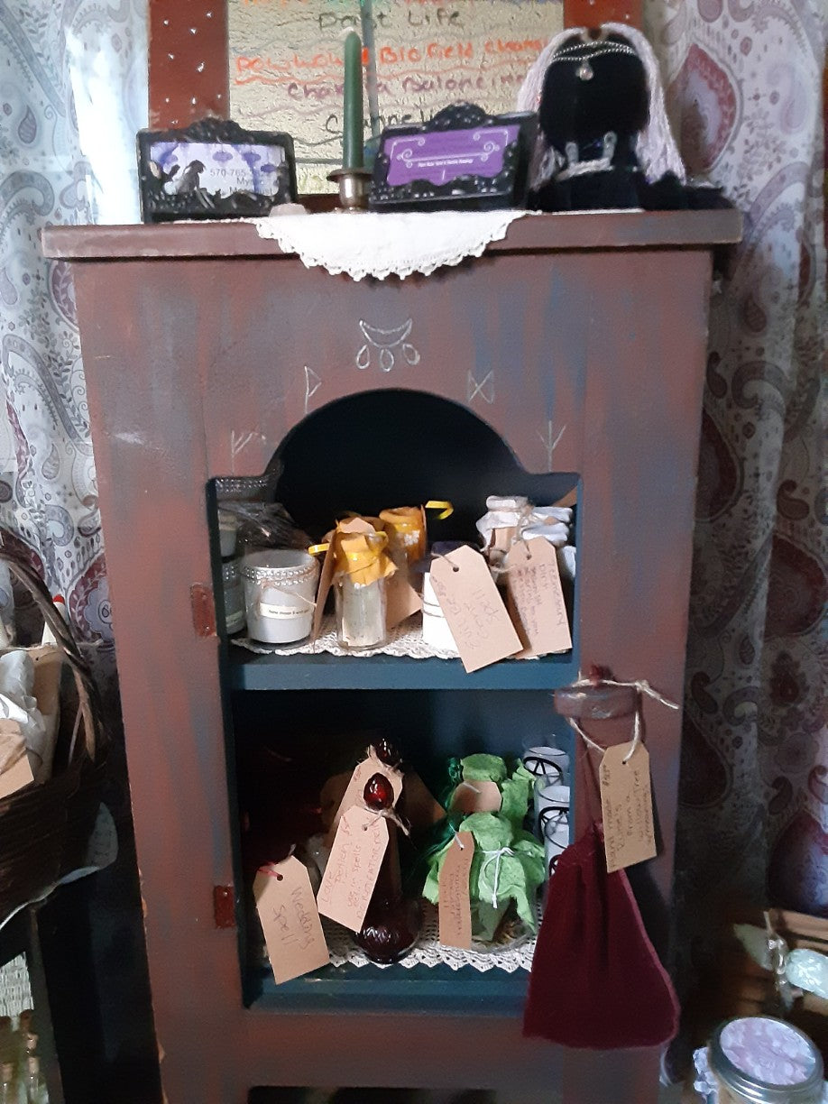 Spells in a bottle, Potion, Money Manifest Mystic Moondust Robin Snyder