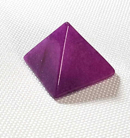 Gemstone Pyramids, Various 2cm