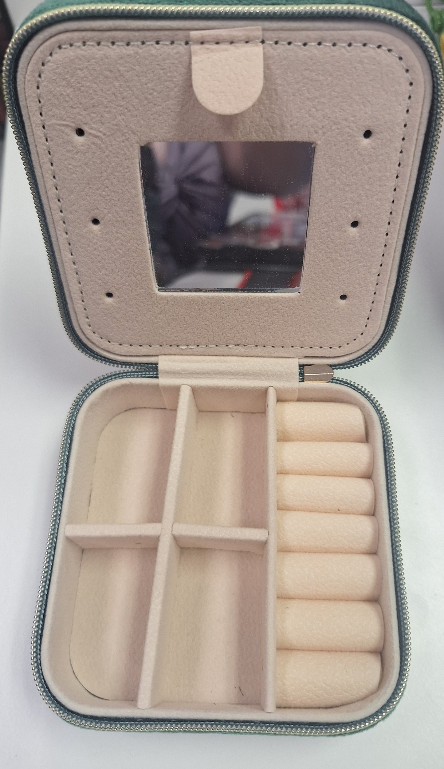 Zodiac, Aquarius Jewelry Case with Mirror