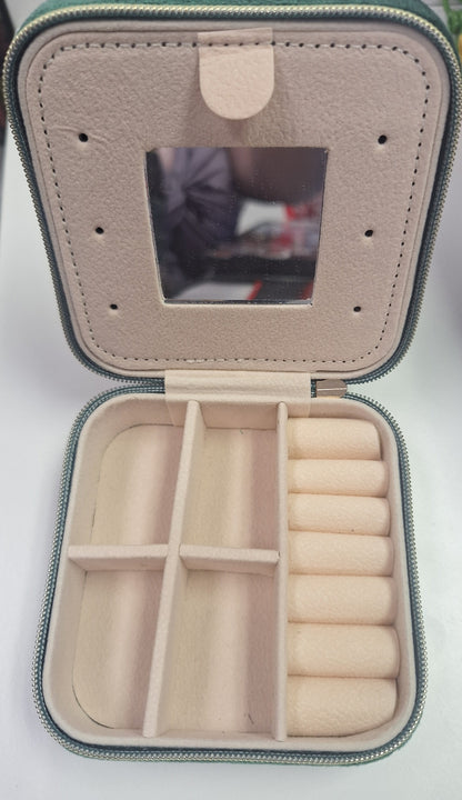 Zodiac, Aquarius Jewelry Case with Mirror