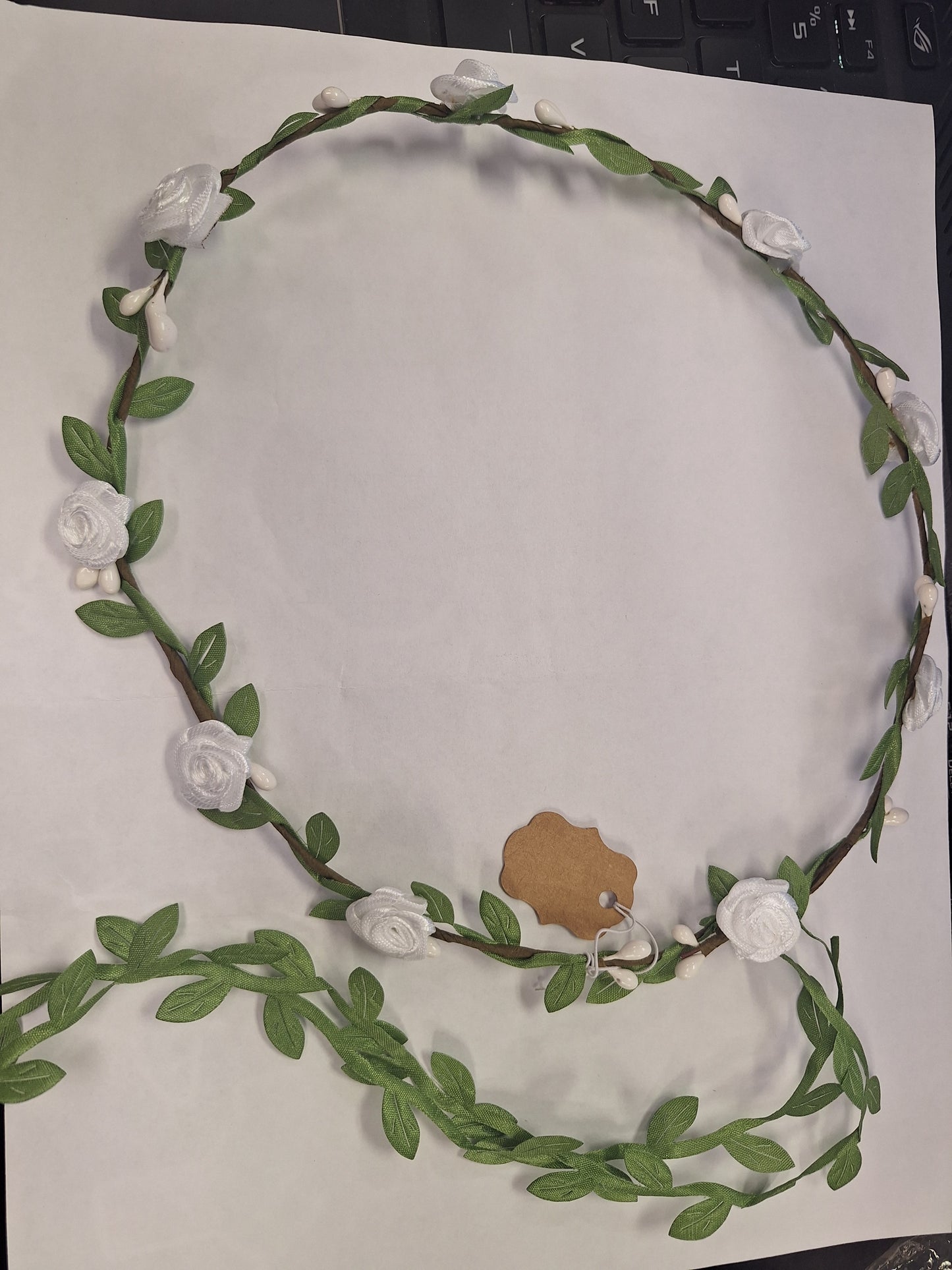 Circlet: White Flowers