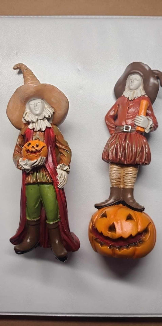 Figurines, Renaissance Halloween Gentleman