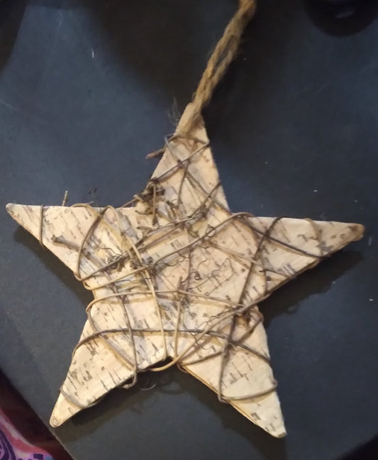 Birch Wood Star  8.5"