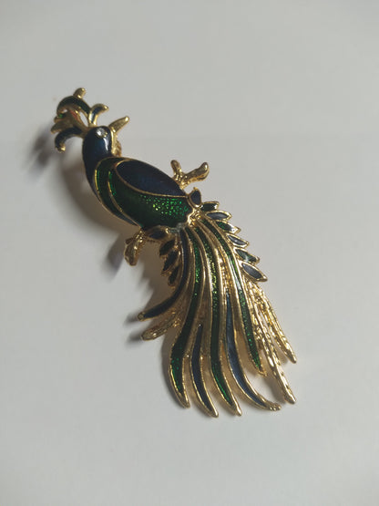 Vintage Pins & Jewelry