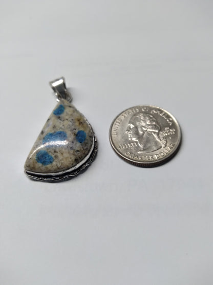 Pendant, Sterling Silver, K2 Stone Half Circle Right