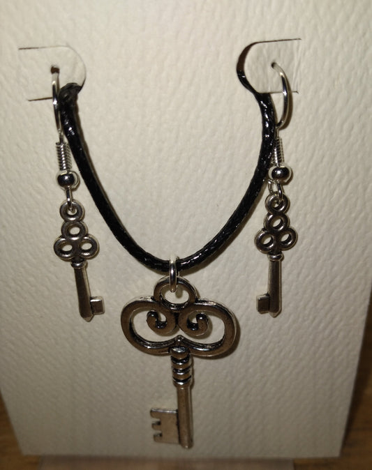 Pendant and Earrings set,Silver tone Key