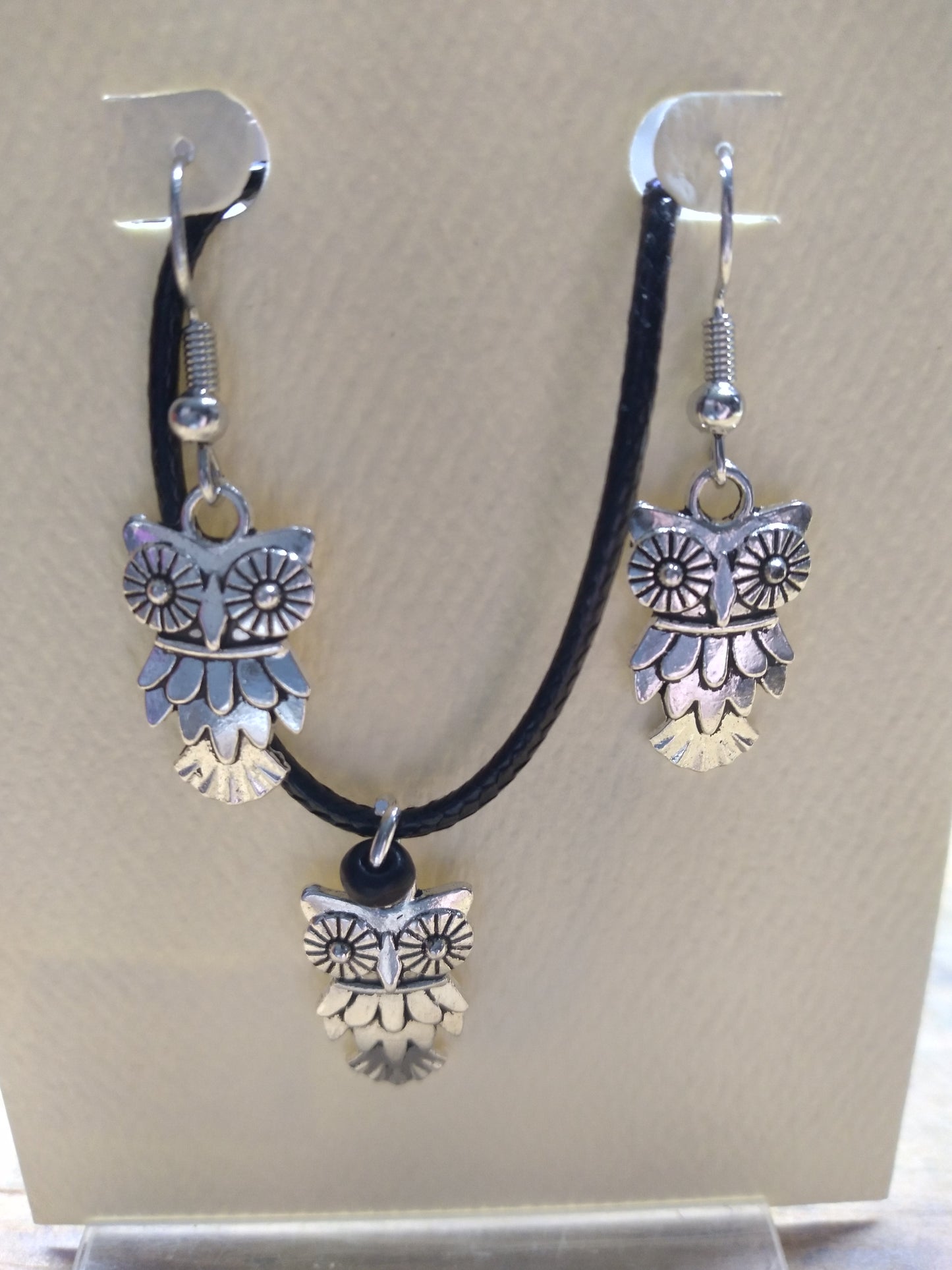 Pendant and Earrings set, Silver tone Owl