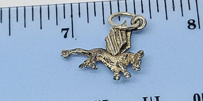 Sterling silver pendant, small dragon 15 mm