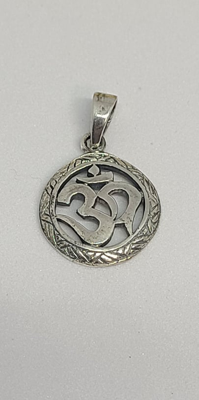 Sterling silver pendant, om 24mm