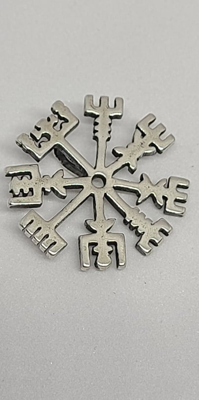 Sterling silver pendant, Vegvisir