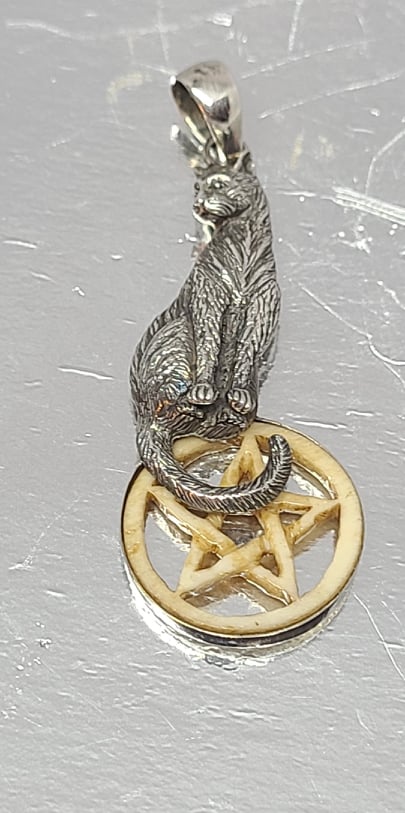 Pendant, Sterling silver Cat with Pentacle