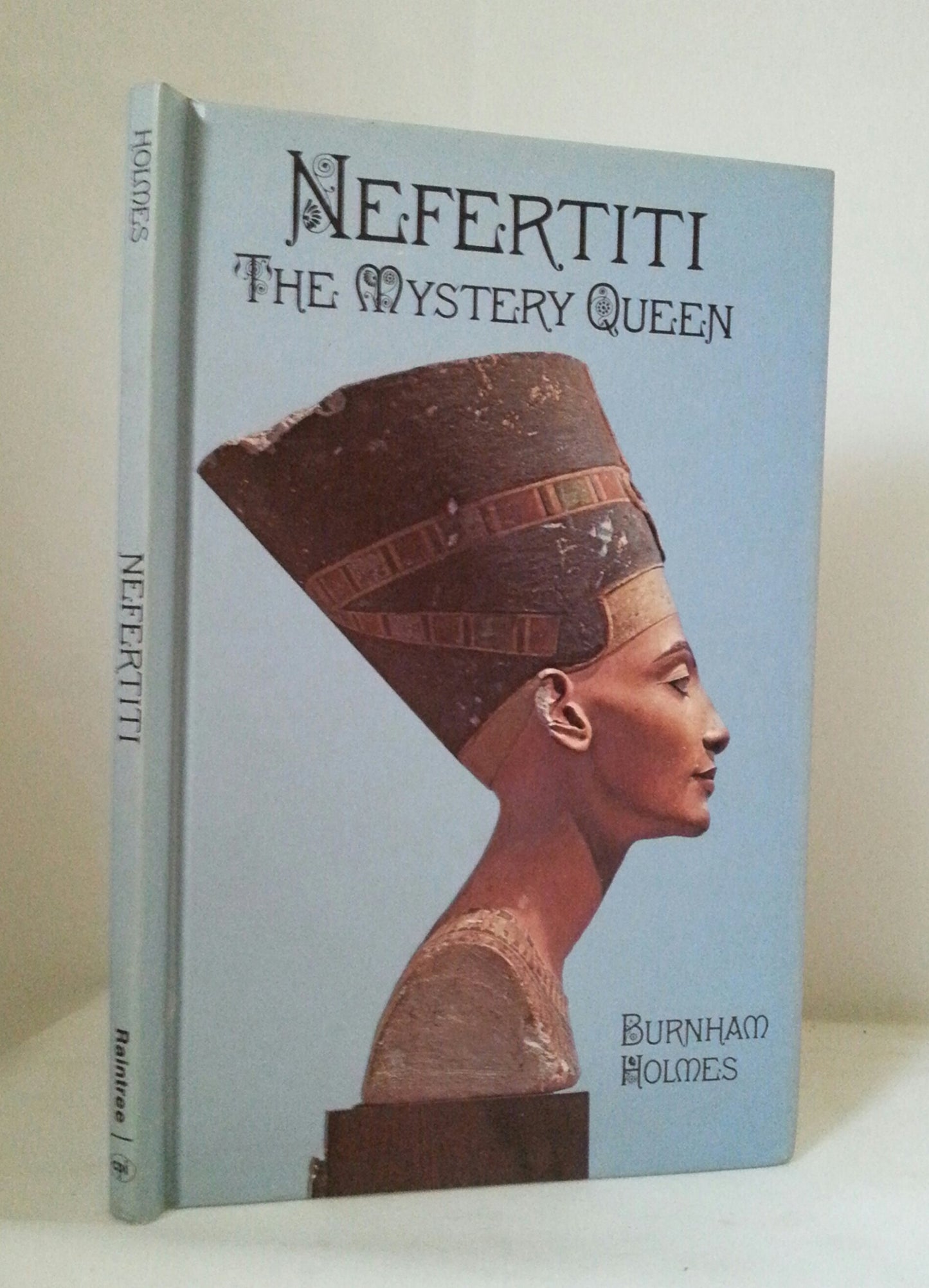 Nefertiti, the Mystery Queen