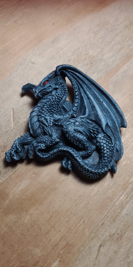 Magnet, Dragon Amused Black