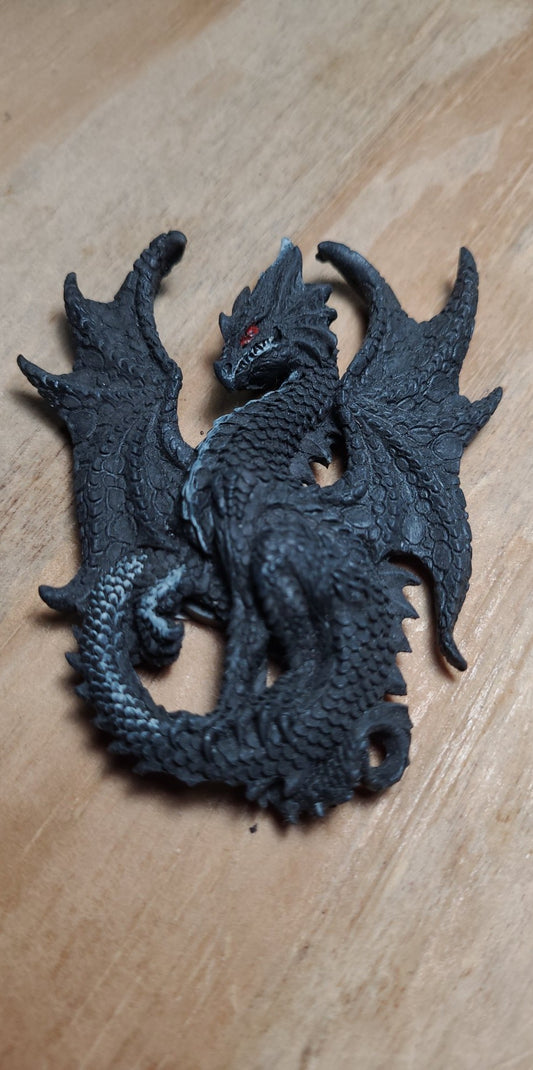 Magnet, Dragon Black