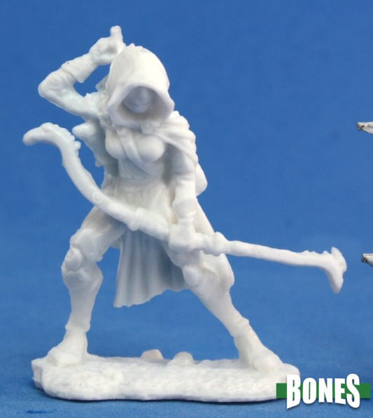 Reaper Miniatures Dark Heaven Bones - CALLIE, FEMALE THIEF WITH BOW 77033
