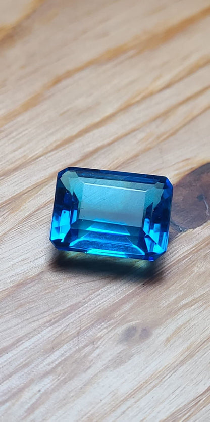 Faceted Gemstones, Blue Sapphire, Jewelry grade