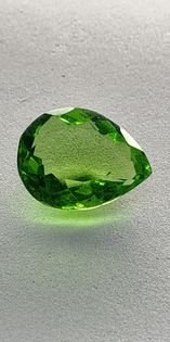 Faceted Gemstones, Green sapphire, Jewelry grade