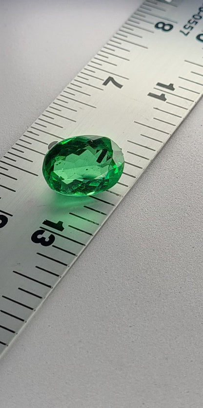 Faceted Gemstones, Green sapphire, Jewelry grade