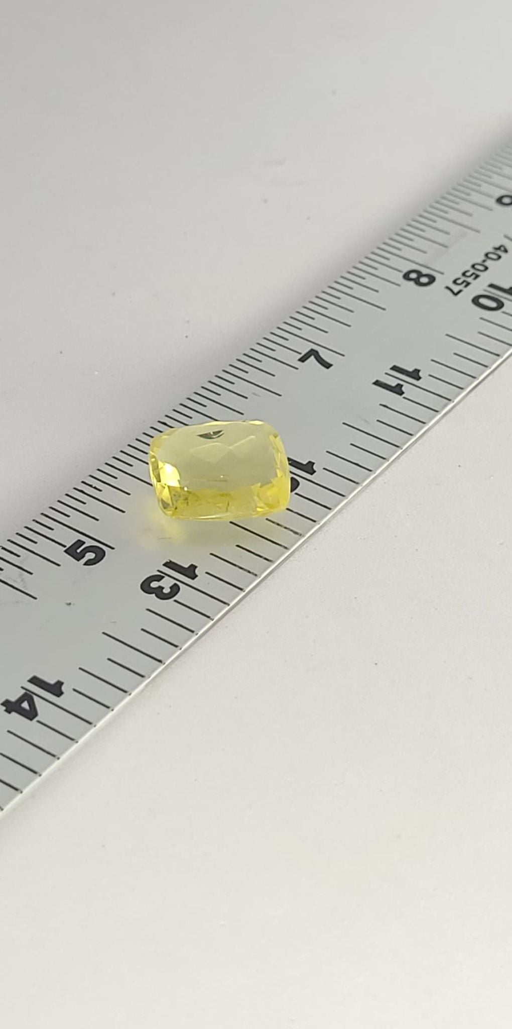 Faceted Gemstones, Yellow Sapphire, Jewelry grade