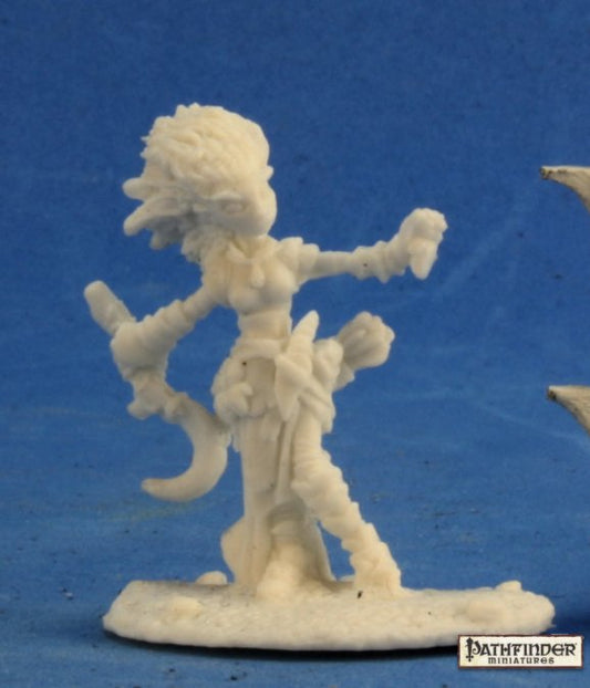 Reaper Miniatures Pathfinder Bones - LINI, ICONIC GNOME DRUID