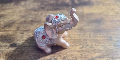 Animal Figurine, Elephant, Feng Shui lucky Rose Gold