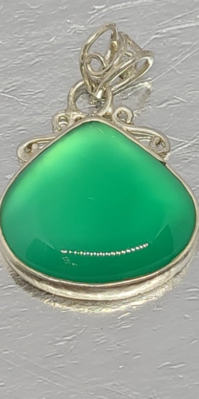 Necklace, Sterling Silver with Green Onyx