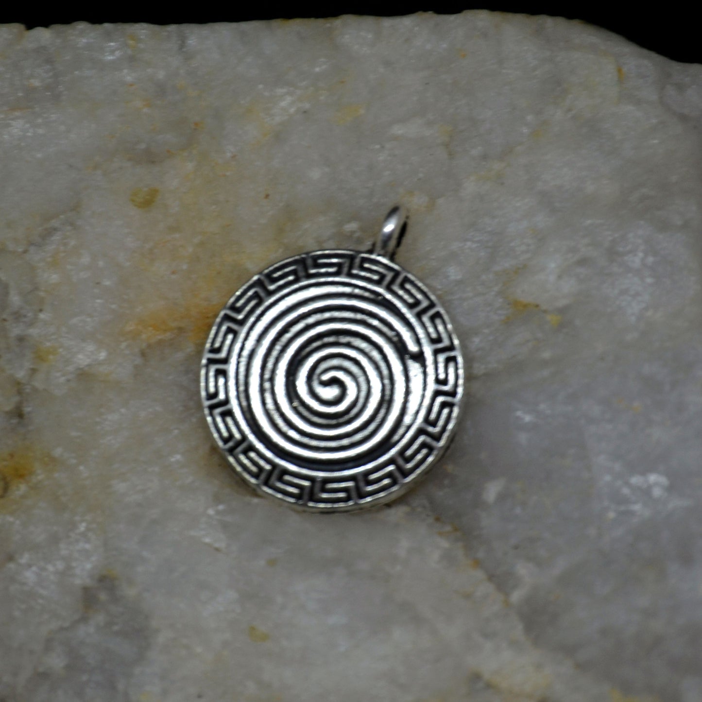 Necklace, Spiral with border