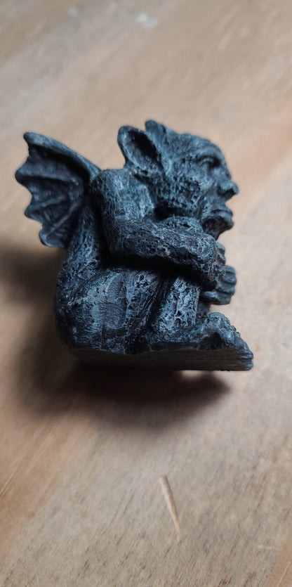 Gargoyle, Sitting (Mini)