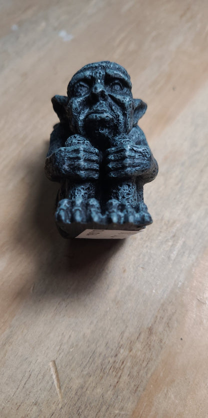 Gargoyle, Sitting (Mini)